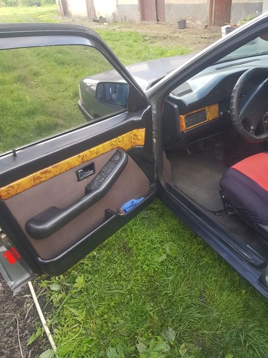 Ауді 100 універсал