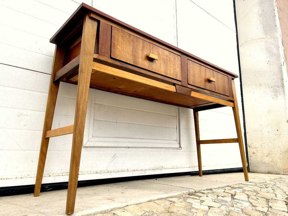 Consola secretária olaio vintage + 129.5comp x 39prof x 79alt.