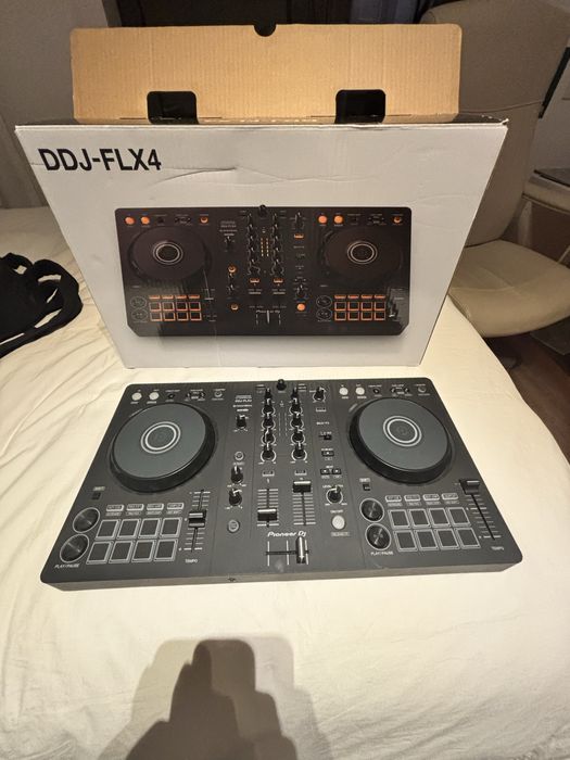 Mesa de dj DDj flx 4