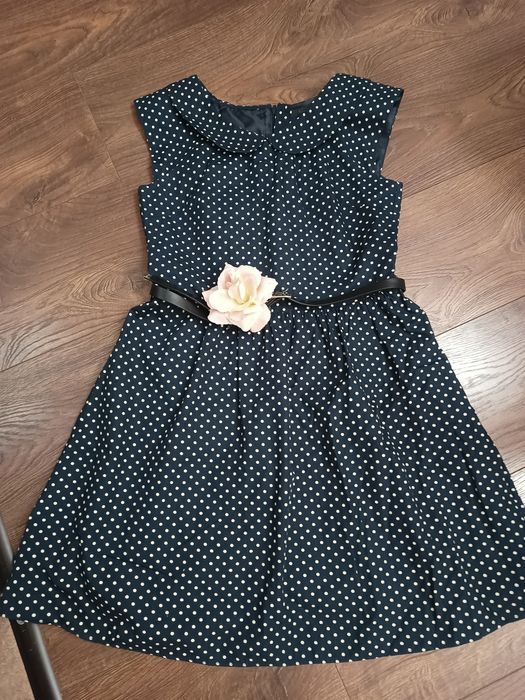 Sukienka George 10-11 lat (140-146)