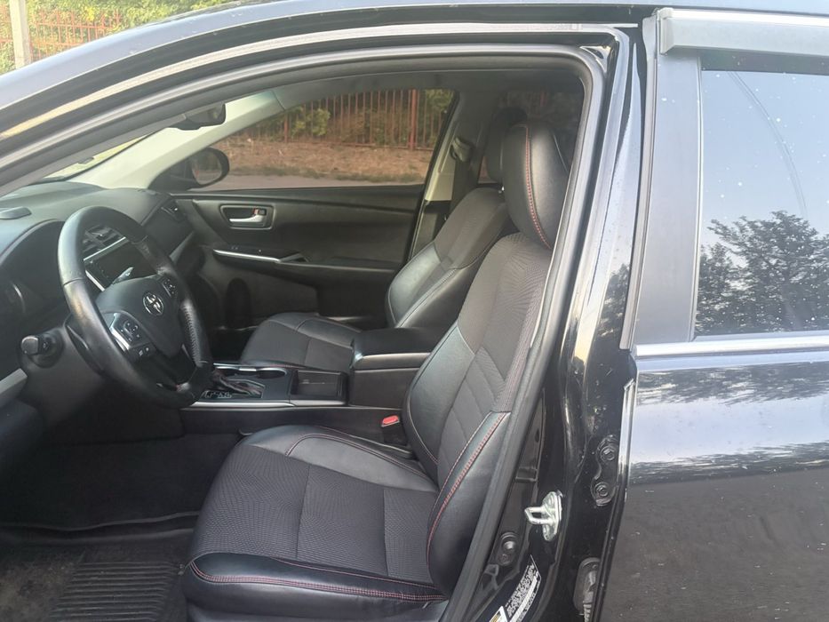 Toyota Camry 2017