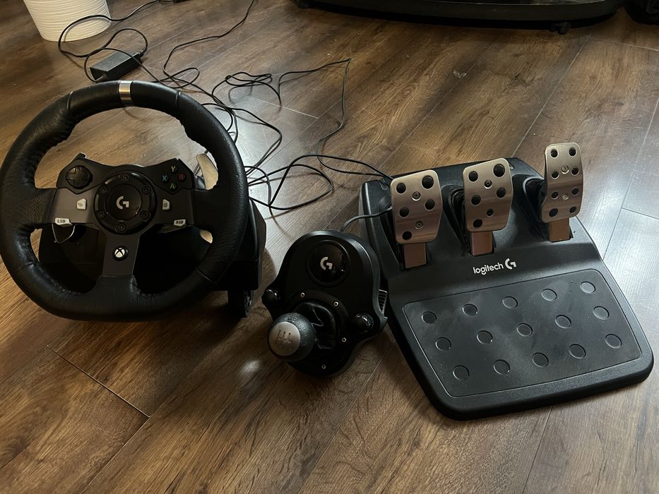 Kierownica logitech stan jak nowy