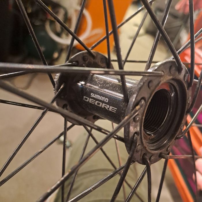 Piasta Shimano FH-M6010-B bez kulek i osi