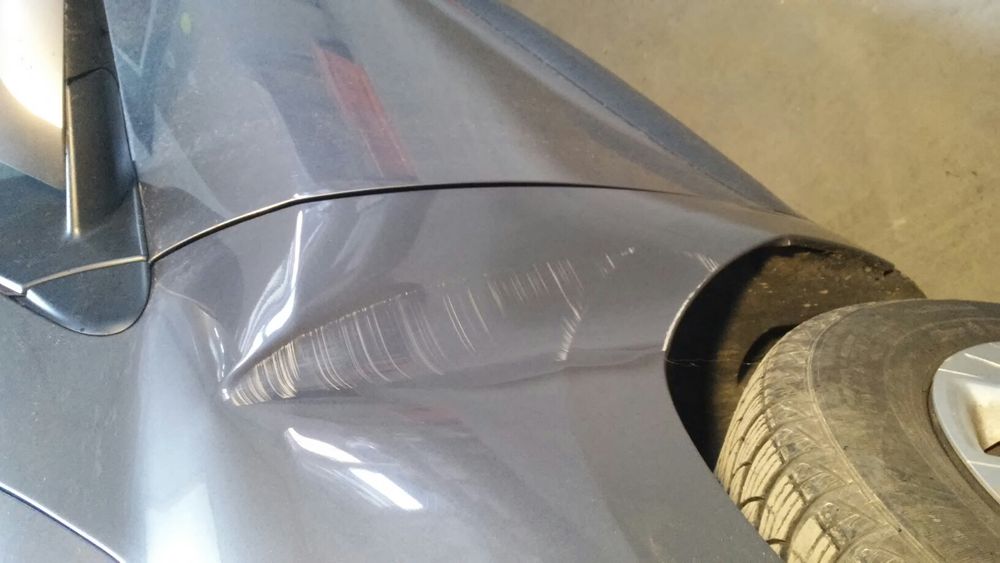 Викатка вм'ятин Ремонт вм'ятин Вирівнювання вм'ятин PDR