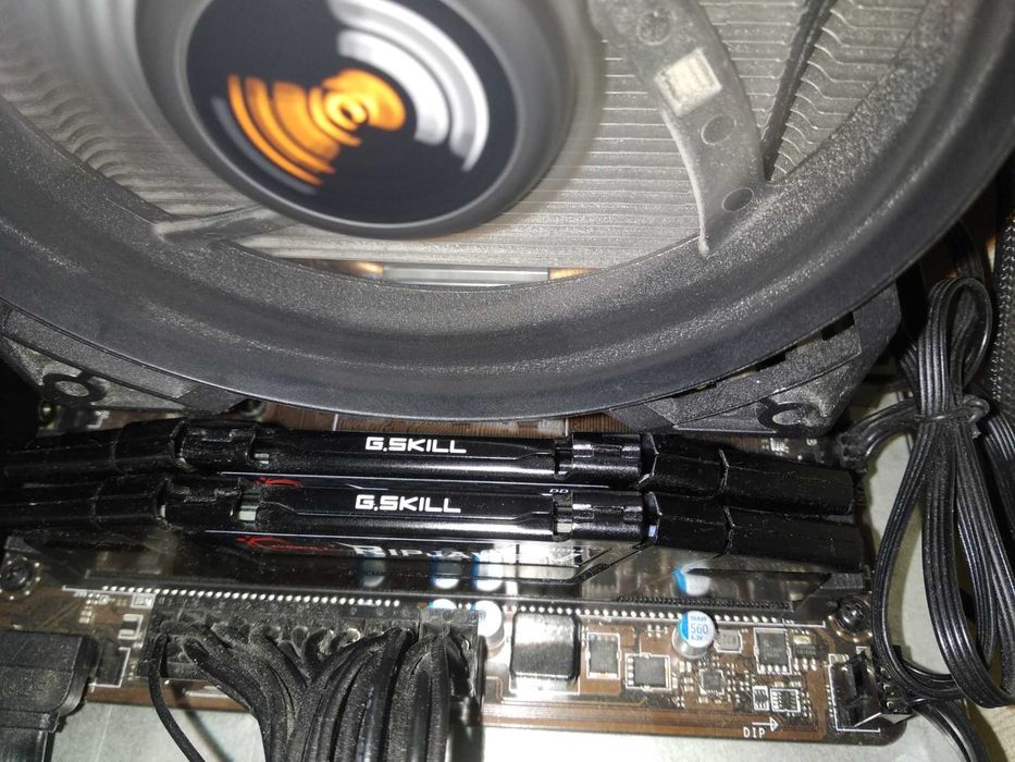 DDR4 32GB (2x 16GB) 3600MHz G.Skill Ripjaws V (F4-3600C18D-32GVK)