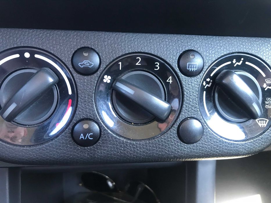 Suzuki Swift 1.3 gasolina — photo 5