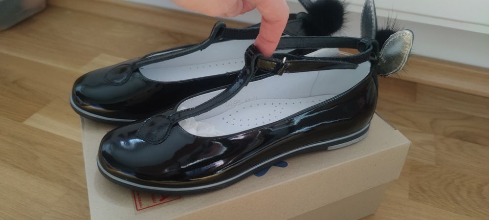 Bartek czółenka nowe 37