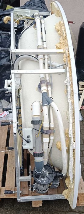 Wanna z hydromasażem narożna symetryczna 130x130