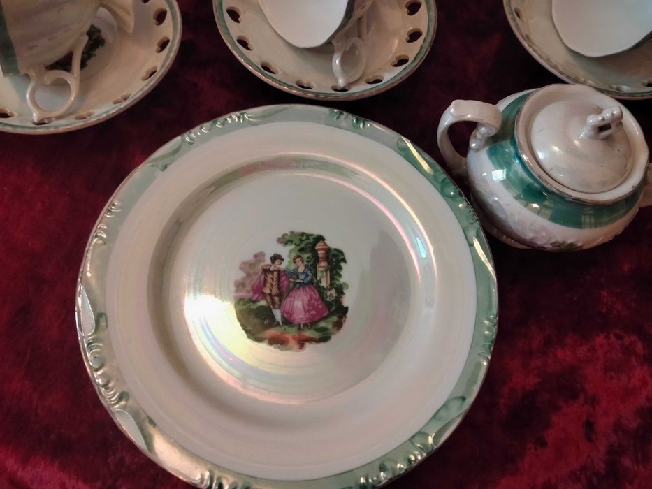 Кофейно-чайный сервиз Мадонна. Япония.