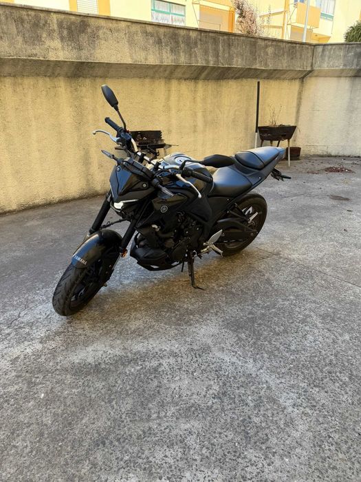 MT-03 | 2021 | 9800 KMs