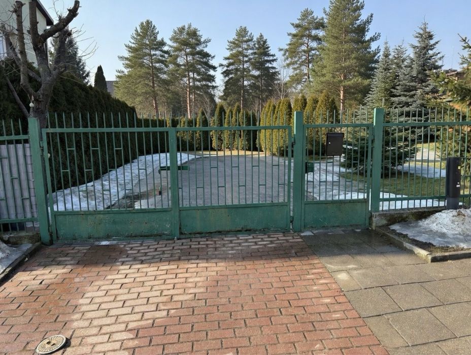 Płot ogrodzenie przęsło brama bramka