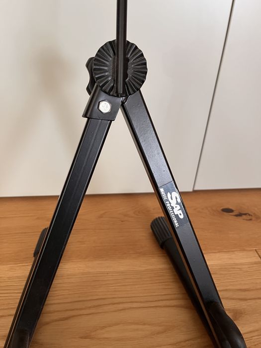 Stojak na gitarę sap music