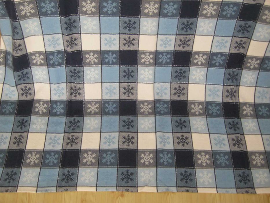 Szafir tkane śnieżynki obrus 100 % bawełna 148 / 232 cm