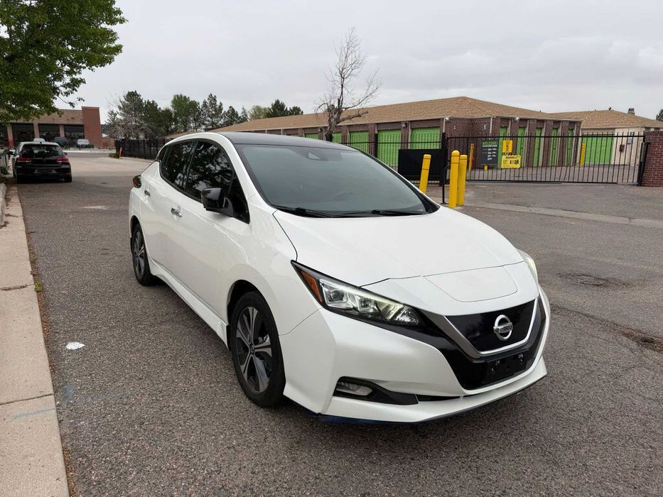 Nissan LEAF SL Plus      2022