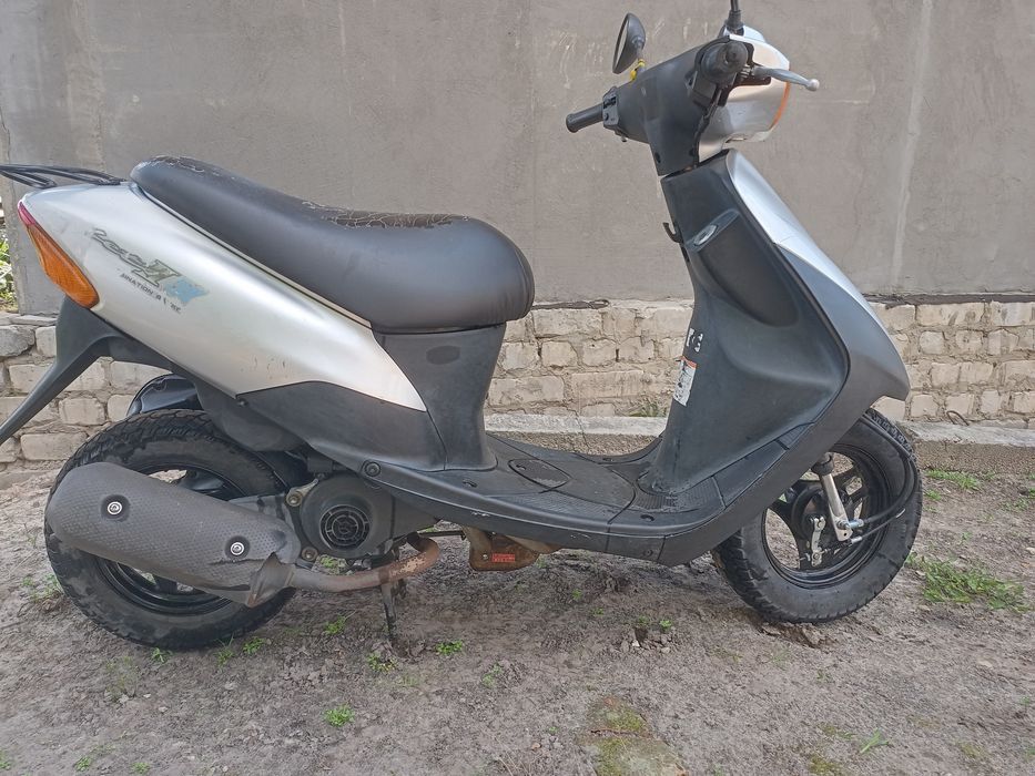 Suzuki  Let's  2
