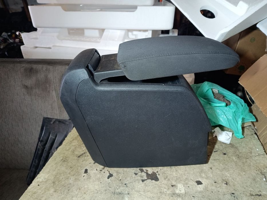 Podłokietnik z regulacją VW Golf VI V oryginał