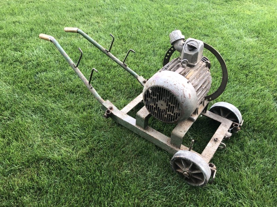 Piła stołowa cyrkulatka krajzega silnik stół