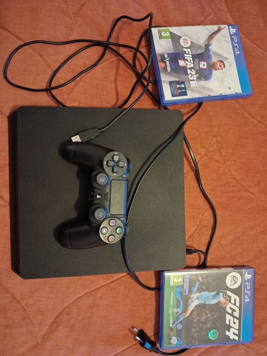 Consola  PS4 Slim