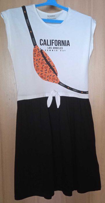 Плаття для дівчинки з принтом .