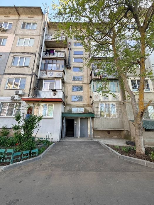 Продам 2кк в селе Надбугское