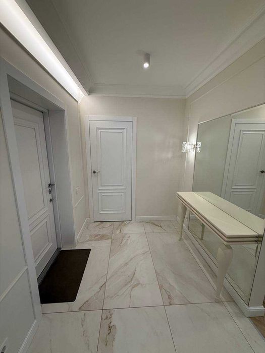 VIP-рівень: квартира з терасою і ремонтом ID 43888 - View 3
