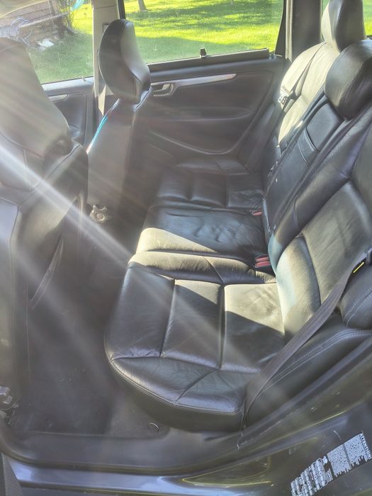Volvo V70  2,4D  2004