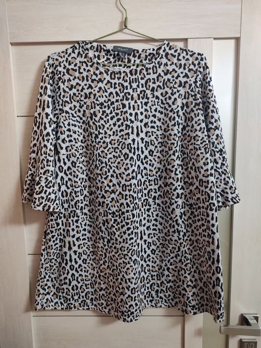 Жіночі речі 52/56 р