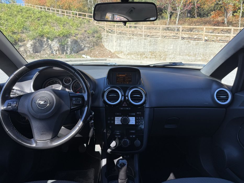Opel Corsa D 1.2 -07