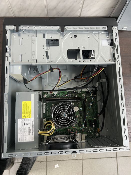 Продам компʼютер у зборі