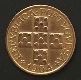 XX Centavos Bronze Coin - Portugal - 1964