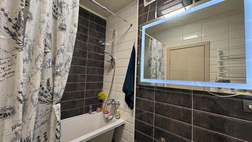 1к квартира з ремонтом.  Сертифікат  Газ  Балкон