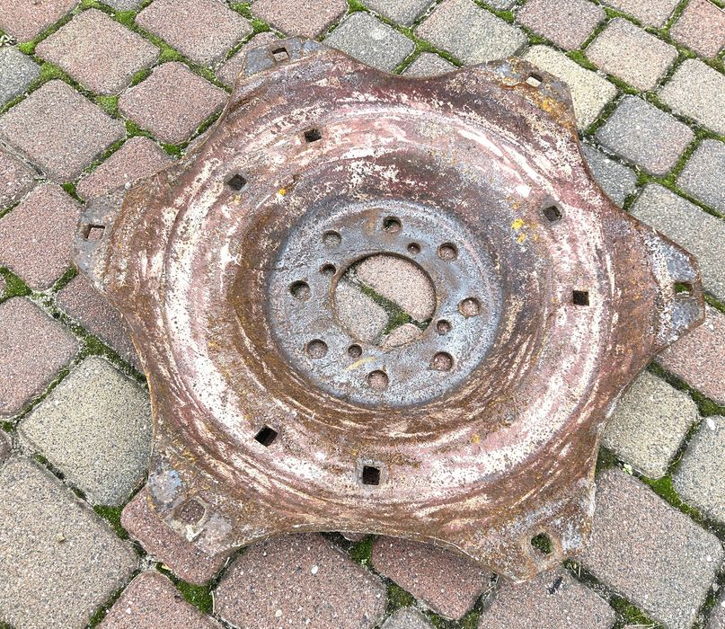 Ursus C328, C-330 Tarcza koła tylnego, gwiazda koła