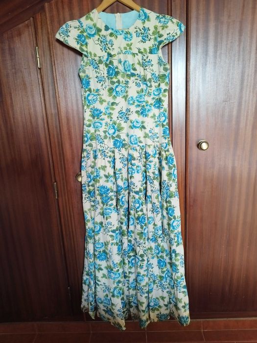 Vestido longo motivos florais