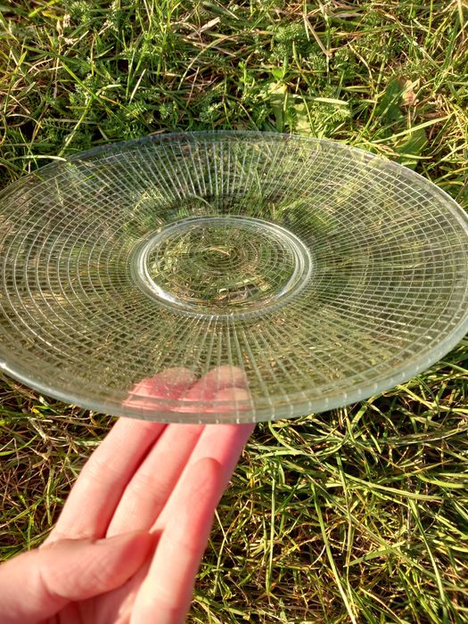 Tanio sprzedam przezroczyste naczynia