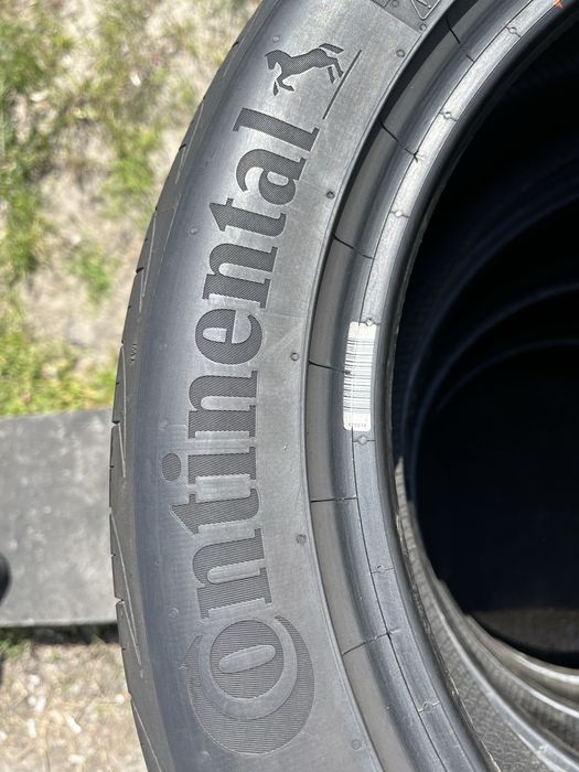 Шини 225/45 R17 Continental 4 літні гуми