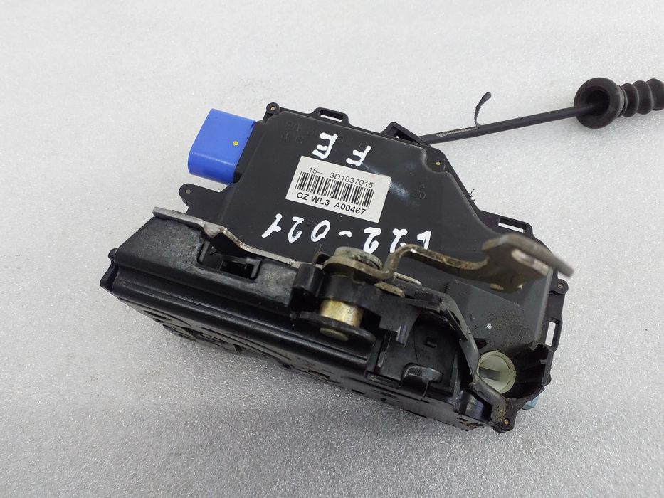 Fechadura / fecho porta frente esquerdo SKODA Octavia II Hatchback (1Z