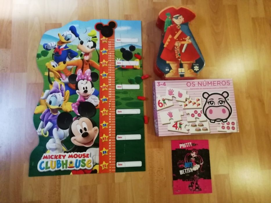 4 puzzles426021438284769281