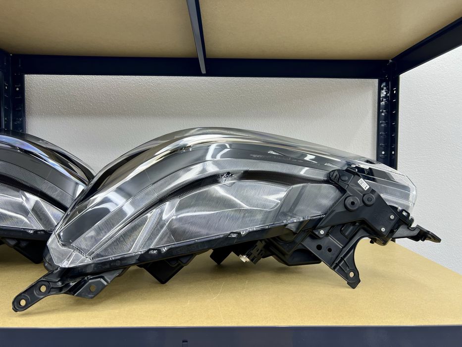 Lampa prawy przód  Suzuki SX4 Cross II 2. Full LED, EU.