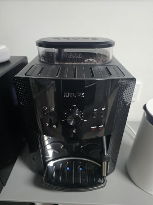 Máquina de café automática Krups