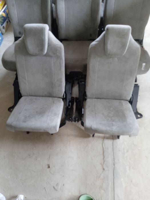 Сидіння з citroen c4 grand picasso exclusive