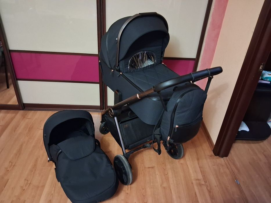 Продам коляски Carrello Ultra