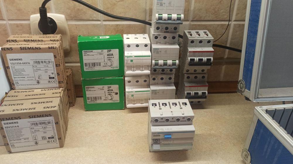 ABB Hager Schneider Siemens Eltako Gewiss Wyłącznik różniciowoprądowy