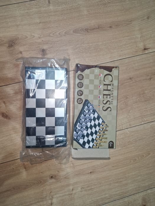 Szachy magnetyczne na pozdróż