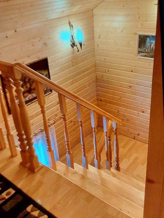 Будинок для проживання та бізнесу