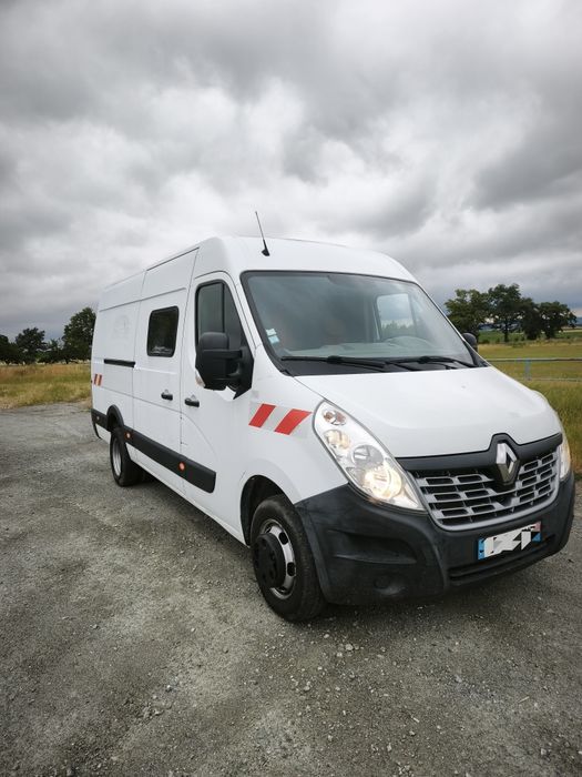 Renault Master Automat 6 osobowy 2.3d 150 km  Hak 3500  na bliźniaku
