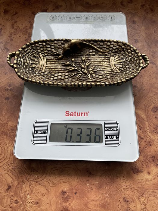 Антикварна бронзова попельничка