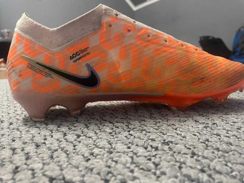 Korki Mercurial.