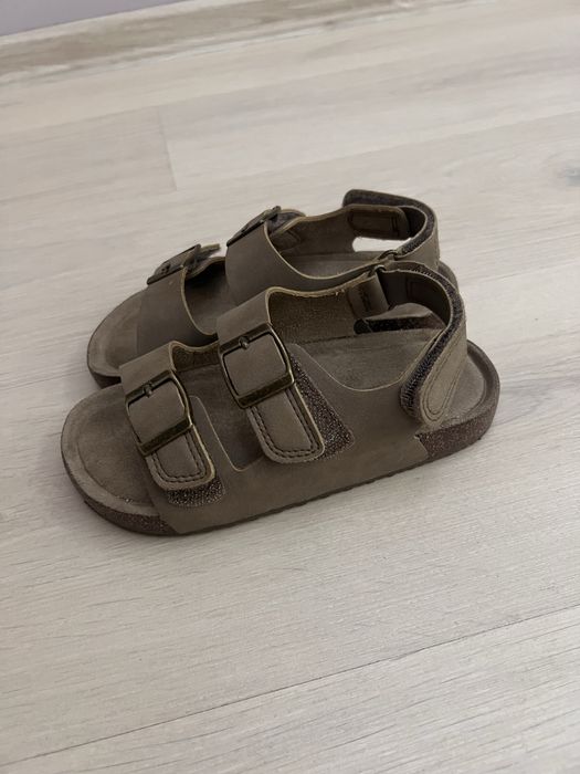 Сандані на хлопчика NEXT 30,5 31 розмір