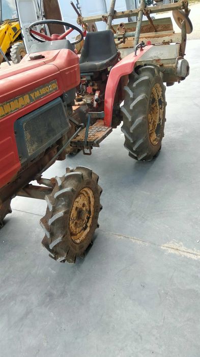 Trator Yanmar 4*4