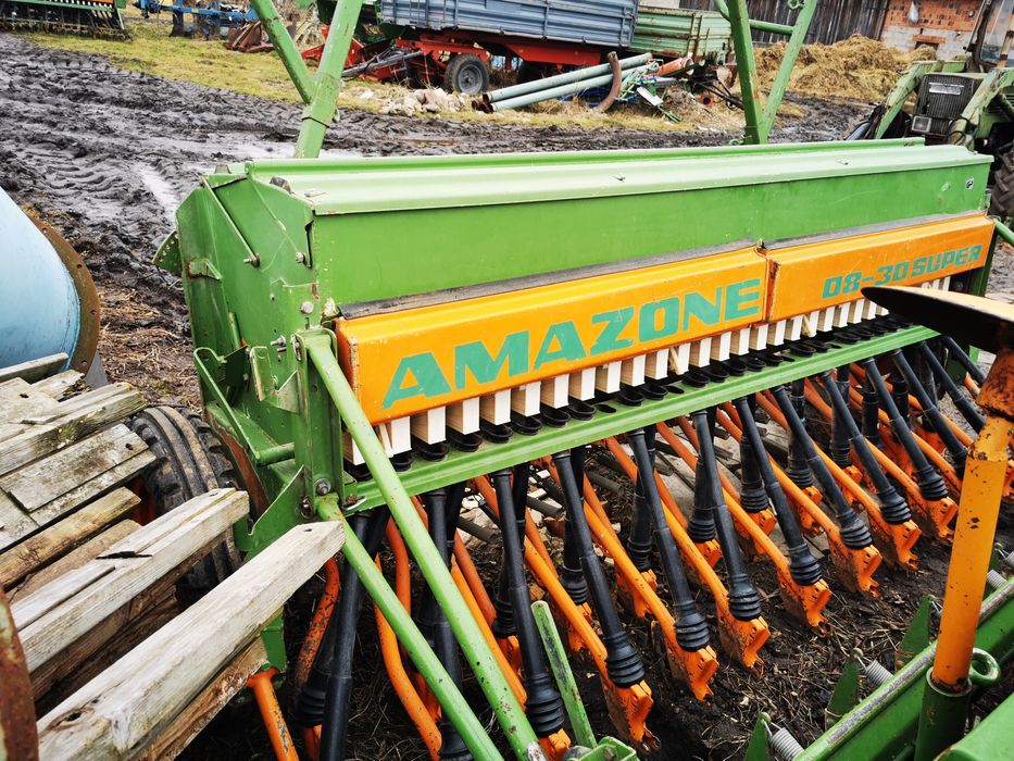 Siewnik Amazone D8 Super 3m